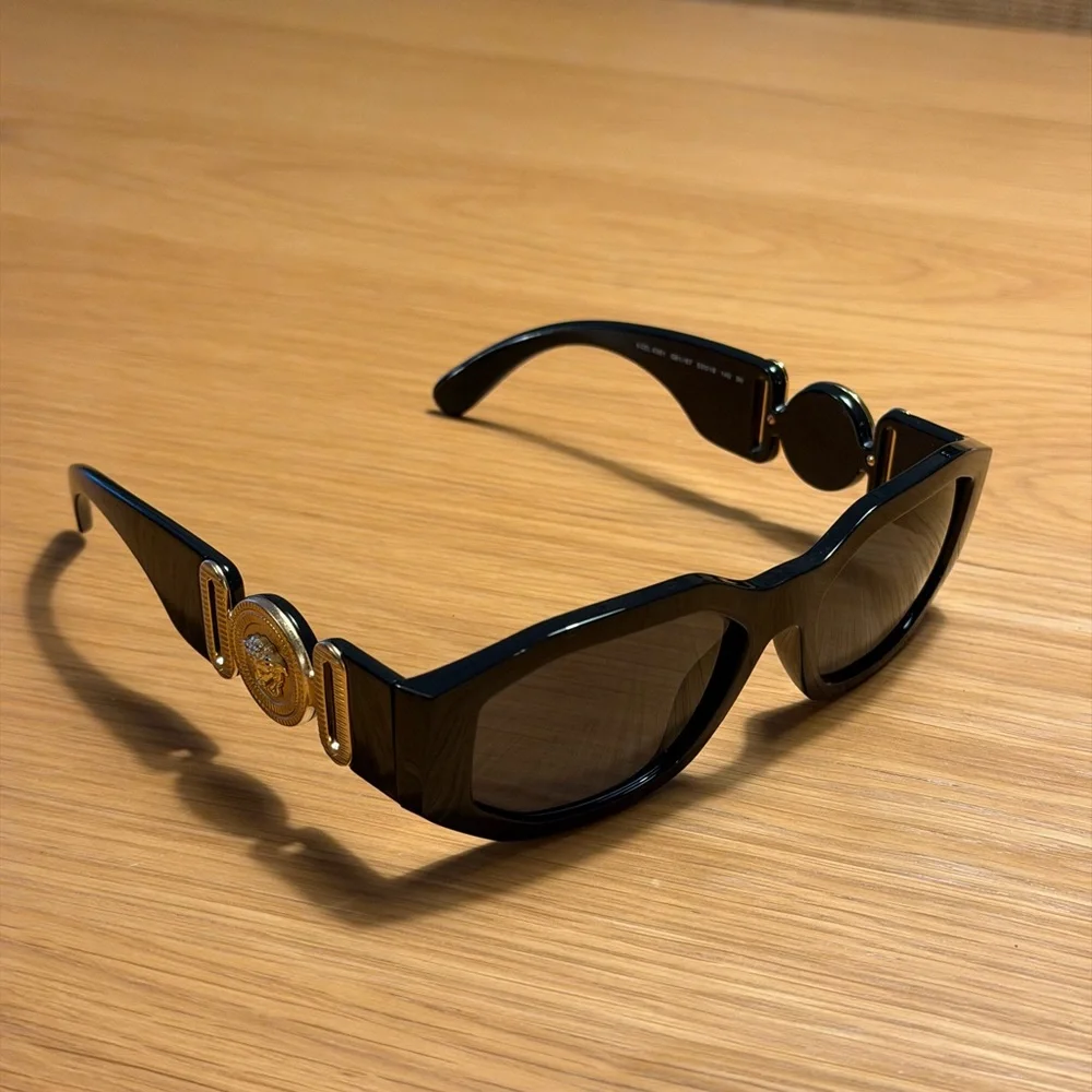 Versace Smart Glasses with Black Frame